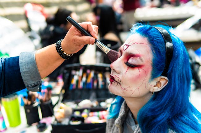 How to Become a Special Effects Makeup Artist